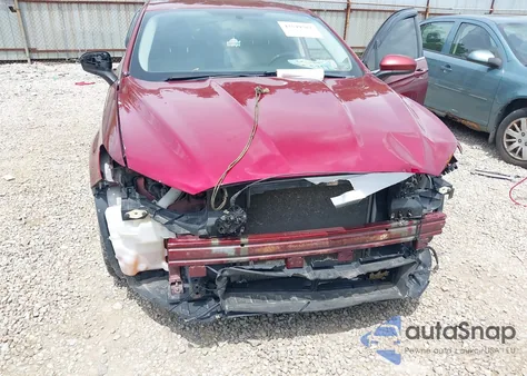 2014 Ford Fusion S z USA, uszkodzony, nr VIN 3FA6P0G72ER253407